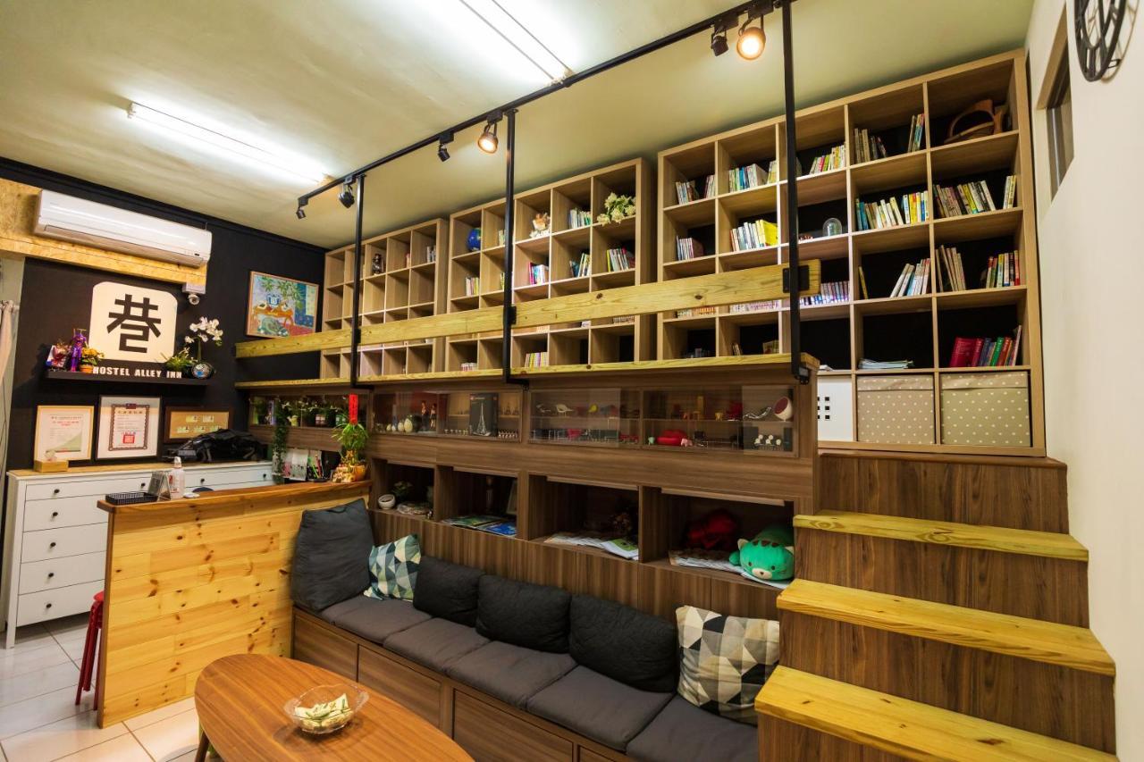 Hostel Alley Inn -桃園民宿075 大渓区 エクステリア 写真